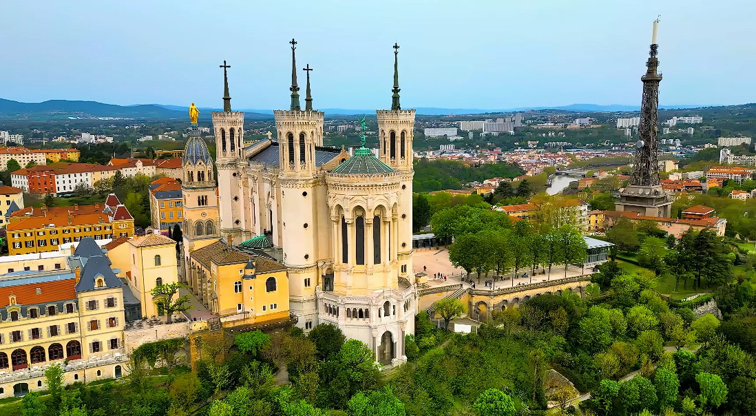 Η καλύτερη εποχή για να επισκεφθείτε τη Λυών 5 Λυών