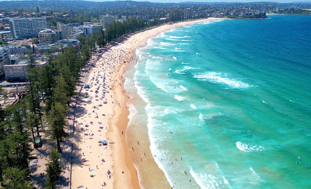  Manly Beach