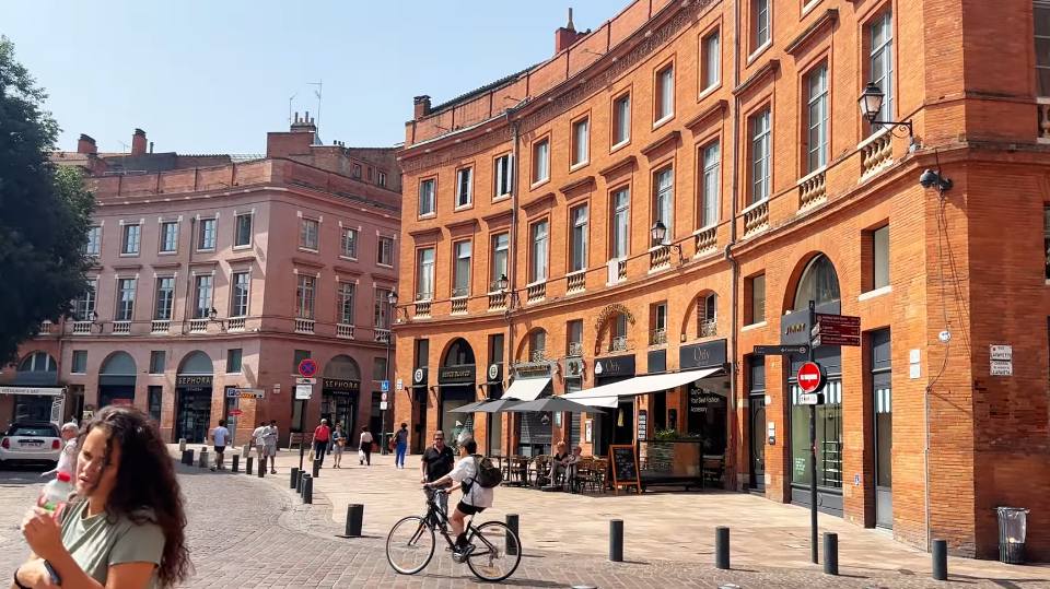 26 Καλύτερα Μέρη για να Επισκεφθείτε στη Γαλλία 8 Toulouse