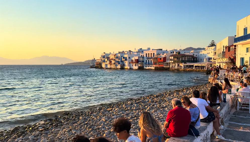 Οι καλύτερες παραλίες στην Ελλάδα: από λευκές λιμνοθάλασσες έως άγριες ακτές 2 Μύκονος