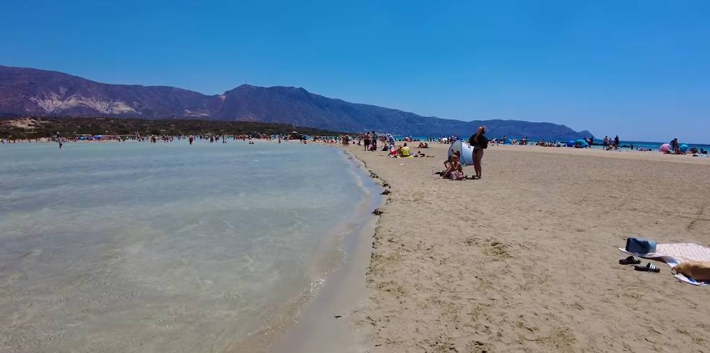 Οι καλύτερες παραλίες στην Ελλάδα: από λευκές λιμνοθάλασσες έως άγριες ακτές 5 Χαλκιδική 1