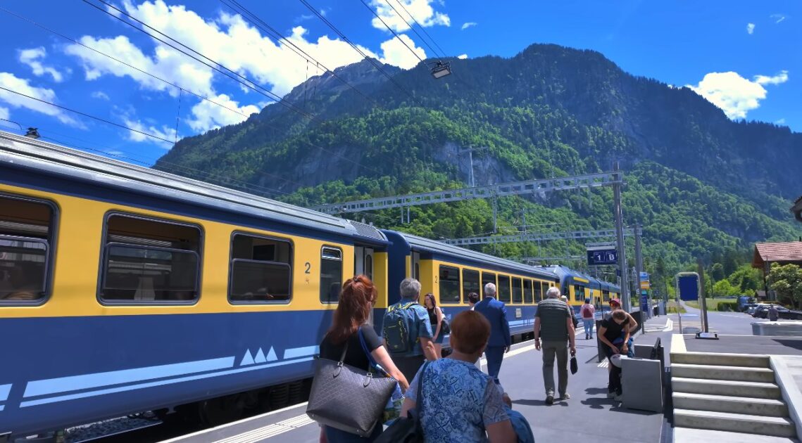 Πώς να πάρετε το τρένο στην Ελβετία: Ένας οδηγός βήμα προς βήμα! 4 τρένο στην Ελβετία