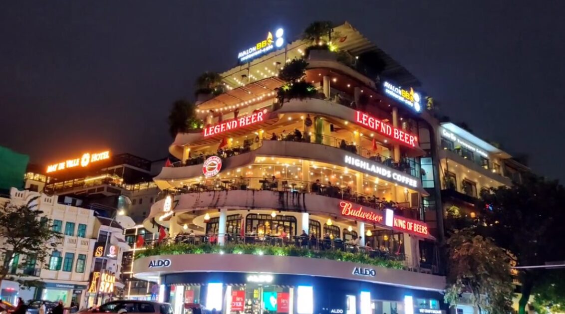 2 ημέρες στο Ανόι: Ναοί, Οδός Τρένου και το καλύτερο Pho 4 The Old Quarter Hoan Kiem Lake