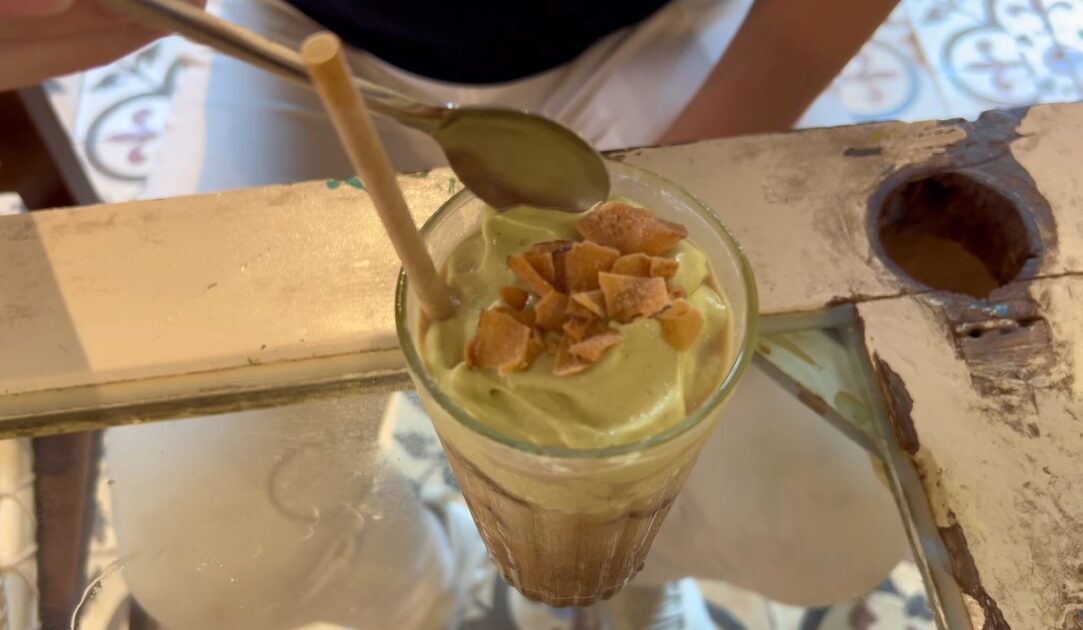 2 ημέρες στο Ανόι: Ναοί, Οδός Τρένου και το καλύτερο Pho 9 Vietnamese coffee with eggs