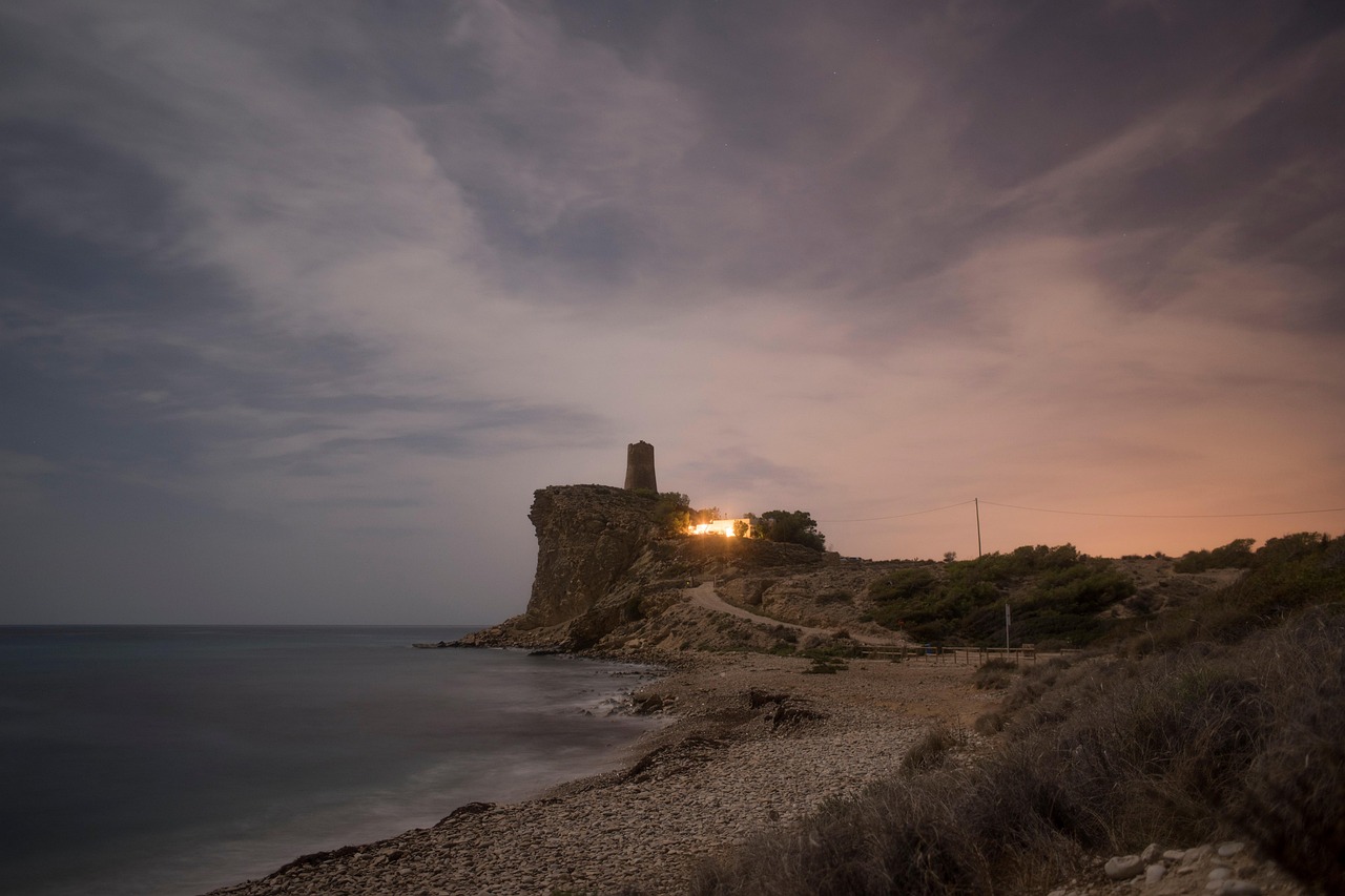 12 Καλύτερες Ευρωπαϊκές Πόλεις για Επίσκεψη τον Οκτώβριο 7 Αλικάντε Ισπανία