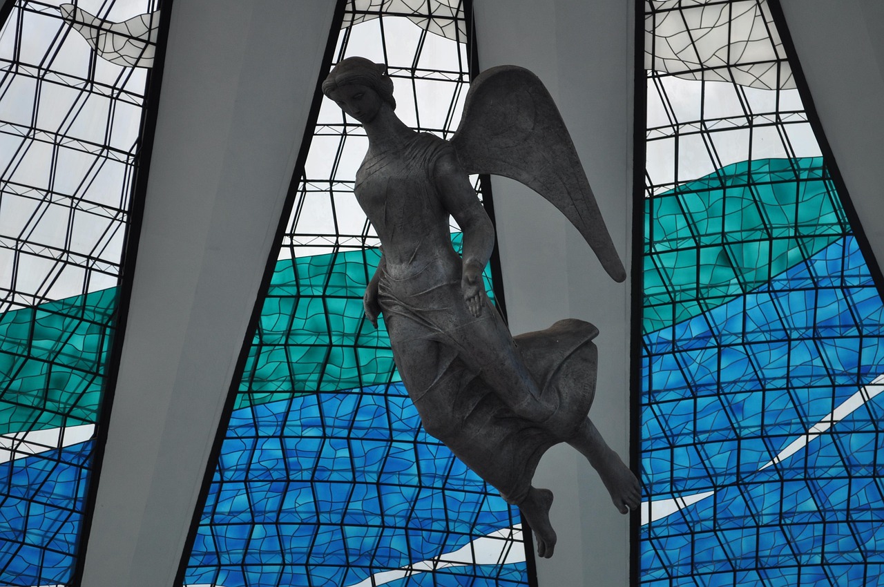 16 Πιο Εκπληκτικοί Καθεδρικοί στον Κόσμο 12 Brasilia Cathedral