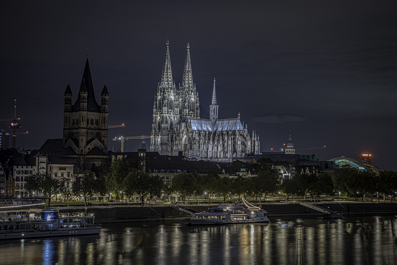 16 Πιο Εκπληκτικοί Καθεδρικοί στον Κόσμο 6 Cologne Cathedral