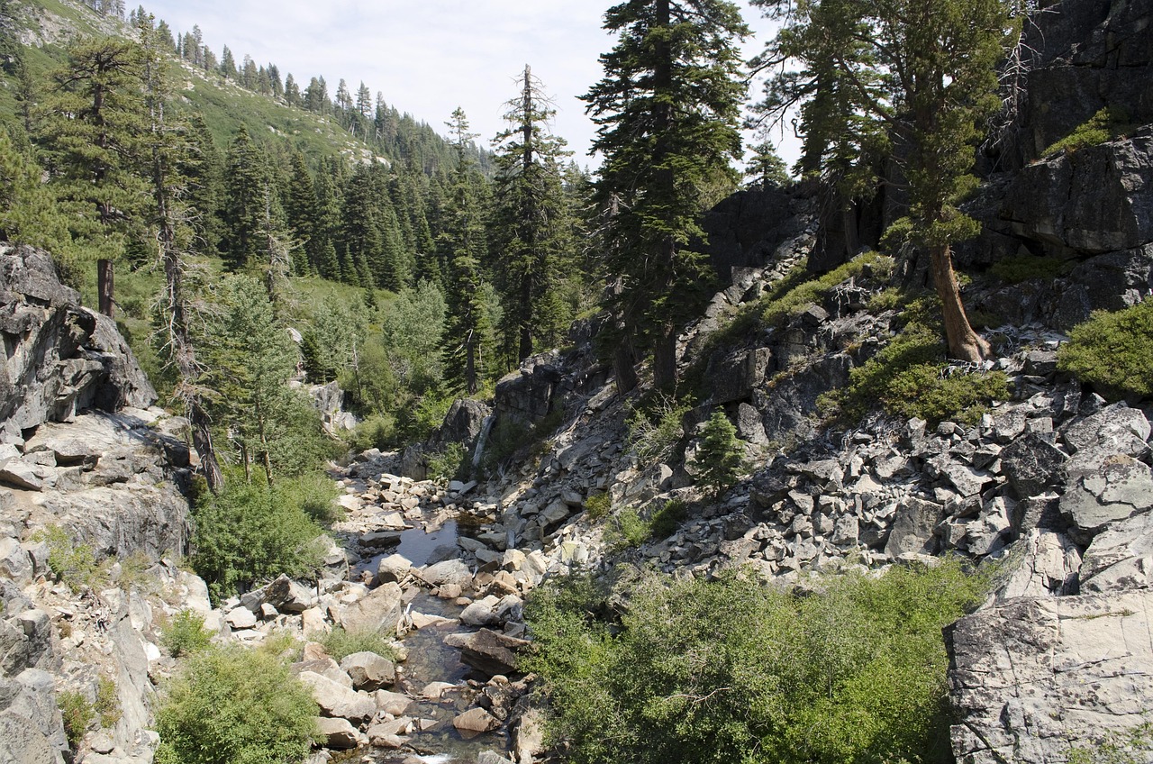 12 Κορυφαίες Εμπειρίες στη Lake Tahoe 3 Lower Eagle Falls Emerald Bay