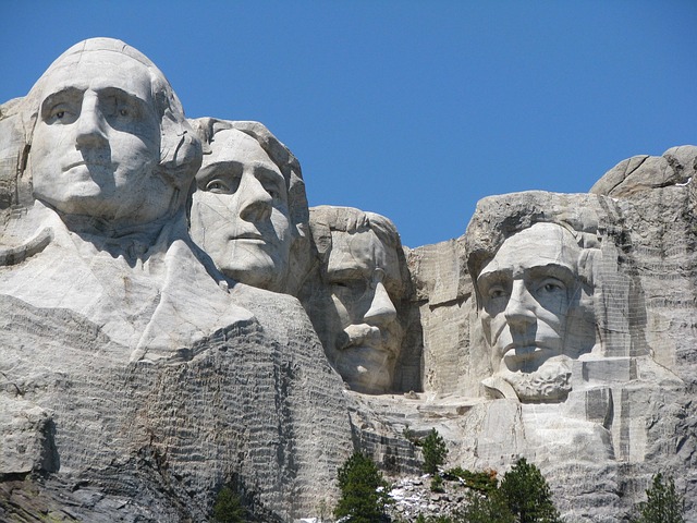 Mount Rushmore τη νύχτα: Φωτισμός, μονοπάτι και ιστορία 11 Το Mount Rushmore Νότια Ντακότα