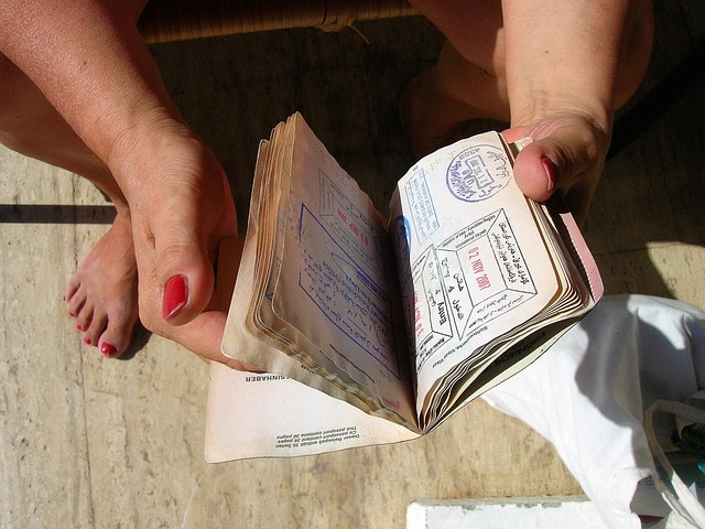 Περπατώντας το Camino de Santiago: Τι να Περιμένεις 6 Σφραγίδες διαβατήριο ταξίδι