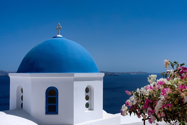 Τα Πιο Εμβληματικά Ηλιοβασιλέματα του Κόσμου: 6 Πόλεις, 4 Ήπειροι 13 Σαντορίνη χρυσός ουρανός θάλασσα