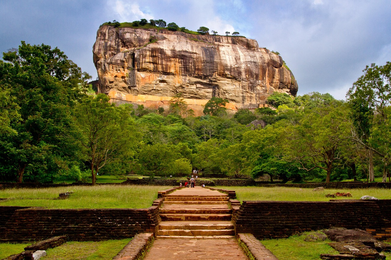 14 Μεγαλύτεροι Μονόλιθοι στον Κόσμο 5 Sigiriya Σρι Λάνκα