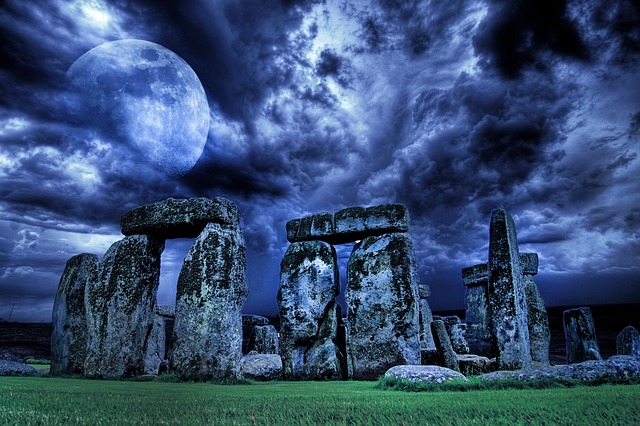 Επίσκεψη στο Stonehenge και άλλα κοντινά αξιοθέατα στην Αγγλία 5 Μεμονωμένος μεγαλιθικός λίθος του Stonehenge
